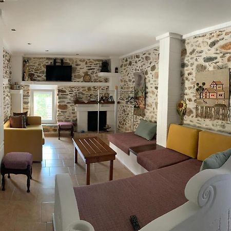 Sea&Stone Apartment Skala Sotiros Bagian luar foto