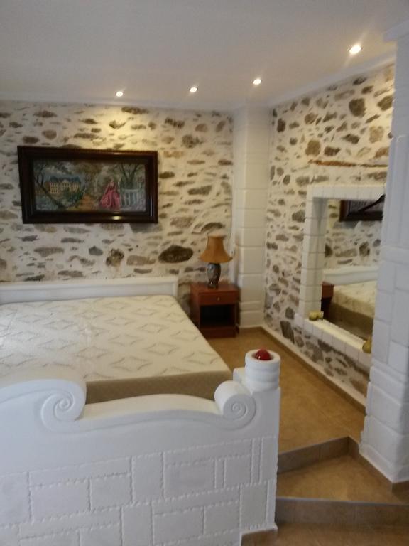 Sea&Stone Apartment Skala Sotiros Bagian luar foto
